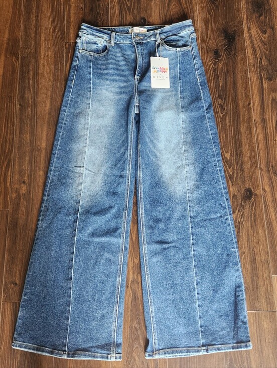 Risen Jeans Denim - Risen Freckled Poppy Wide Leg Women’s Jeans - Light Blue